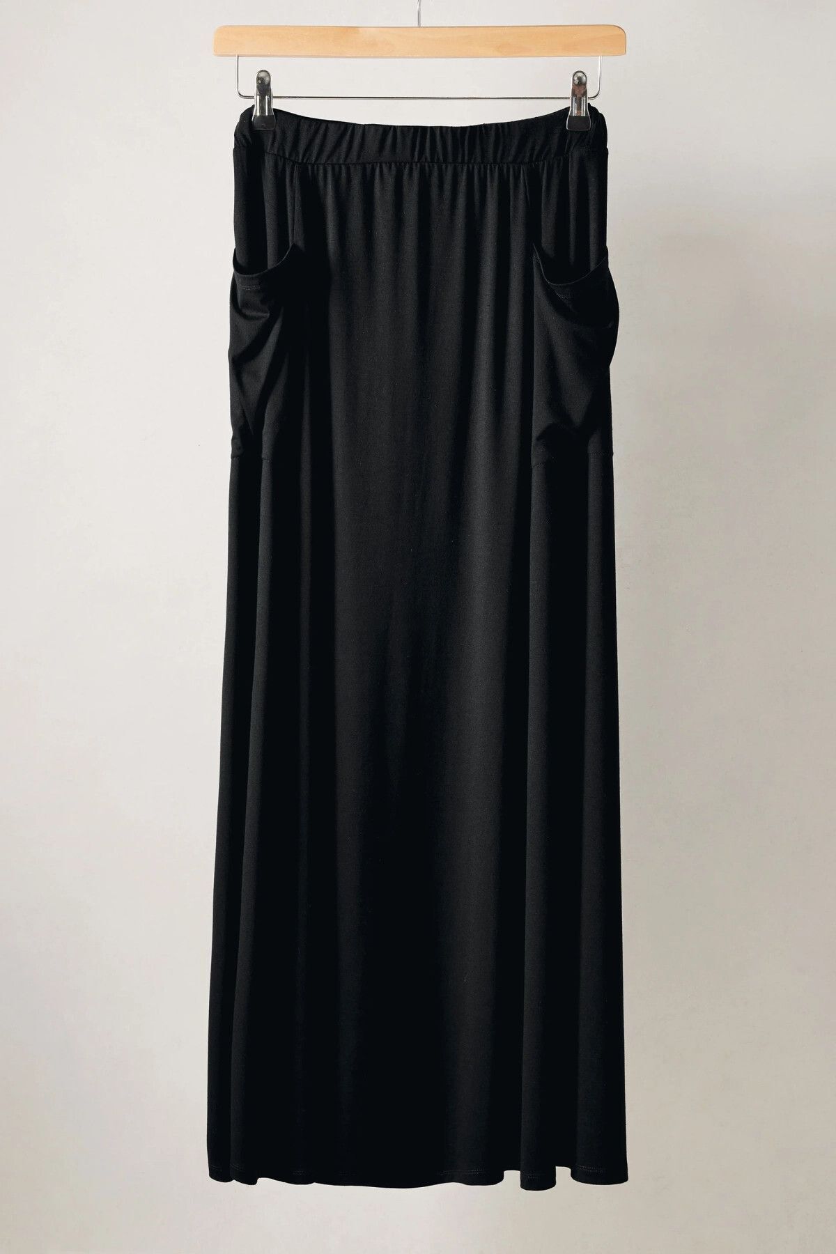 Büyük Beden Beli Lastikli Cep Detaylı Uzun Kesim Etek 615391