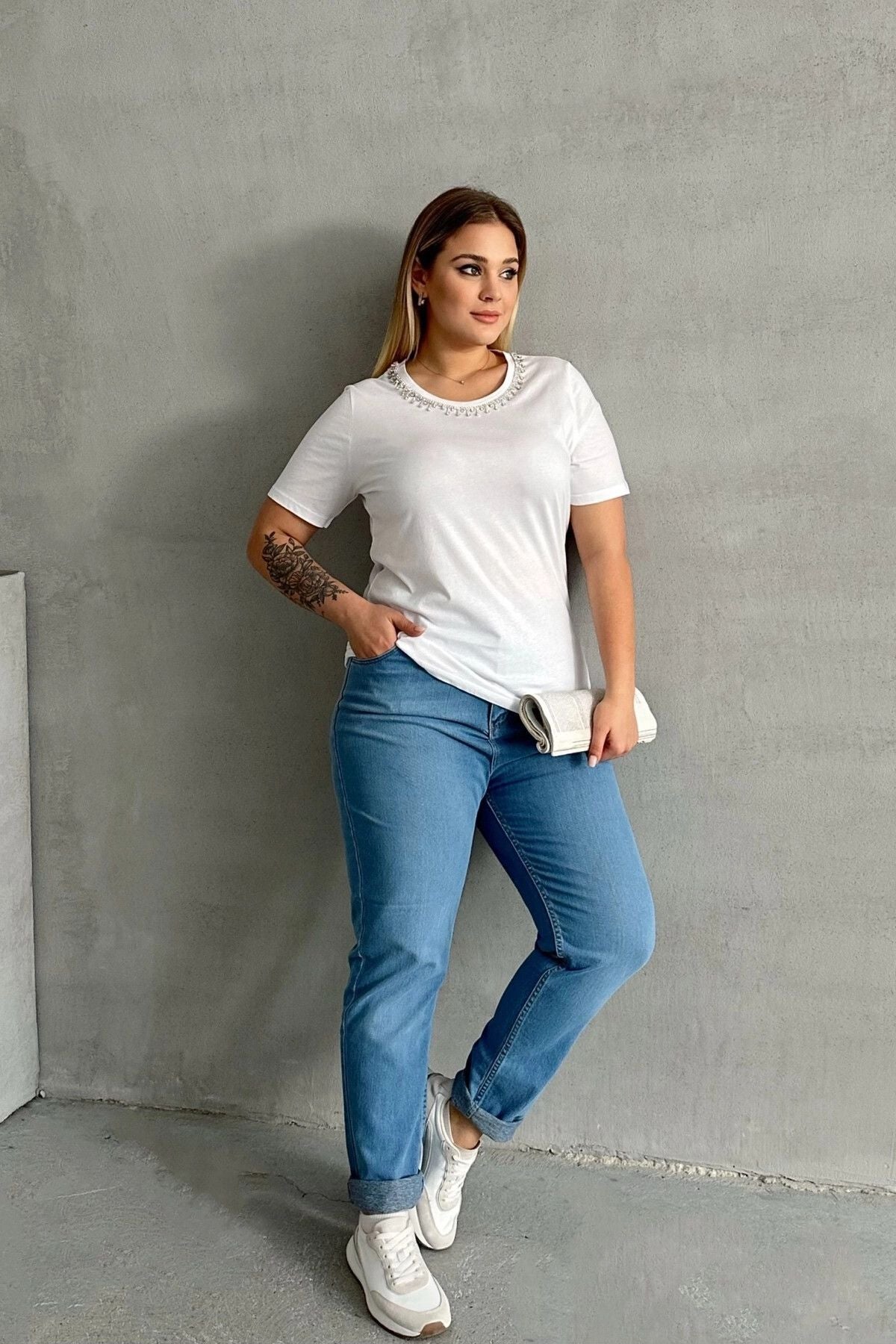 Büyük Beden Bisiklet Yaka Yakası Taş Detaylı Basic T-shirt SD-1064