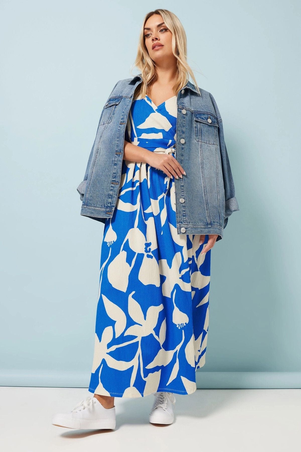 Büyük Beden V Yaka Çiçek Desenli Bürümcük Kumaş Elbise 304072