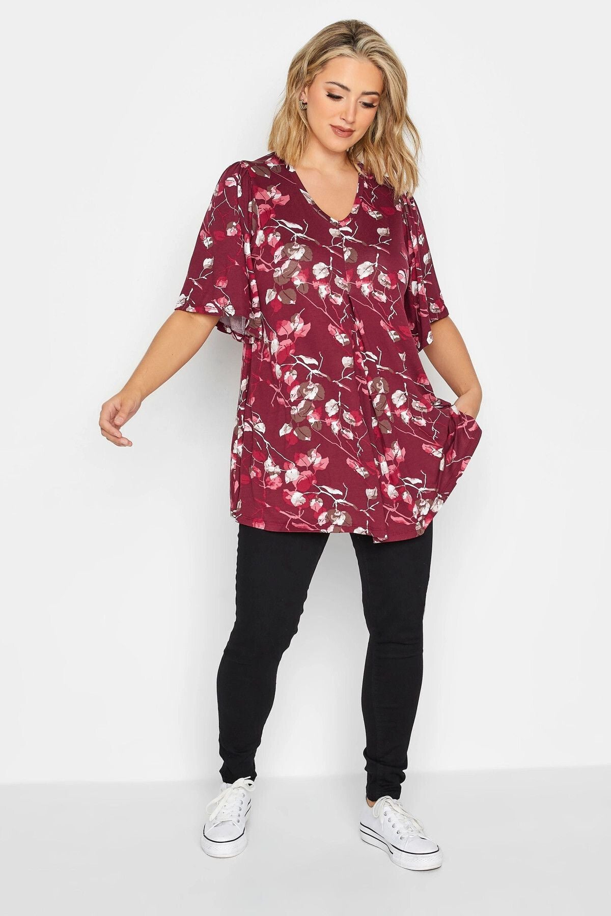 Büyük Beden V Yaka Desenli Asimetrik Kesim Likralı Bluz 302484