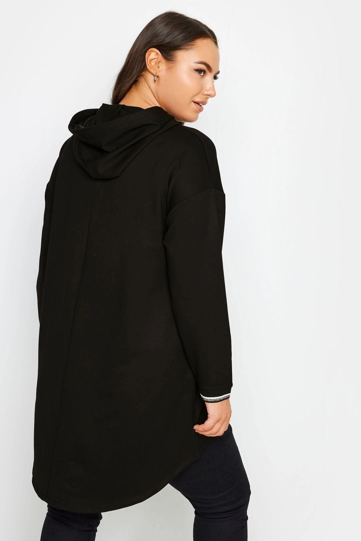 Büyük Beden Uzun Kollu Arkası Uzun Baskılı Kapüşonlu Sweatshirt 302846