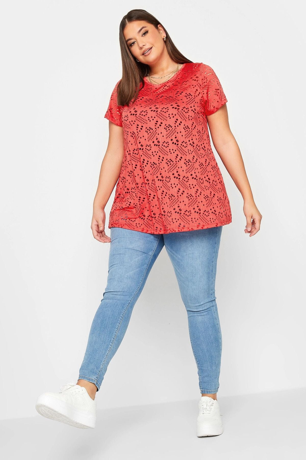 Büyük Beden Dantel Detaylı V Yaka Astarsız Bluz 321027