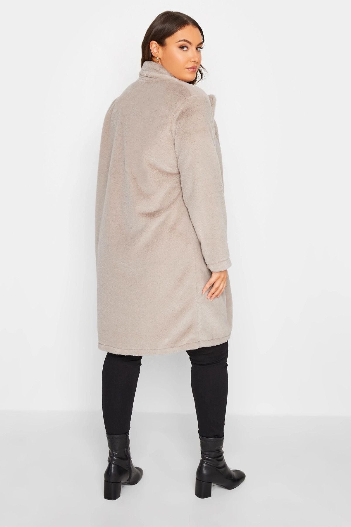 Büyük Beden Suni Kürk Uzun Kesim Cepli Düğmeli Kaban 301582
