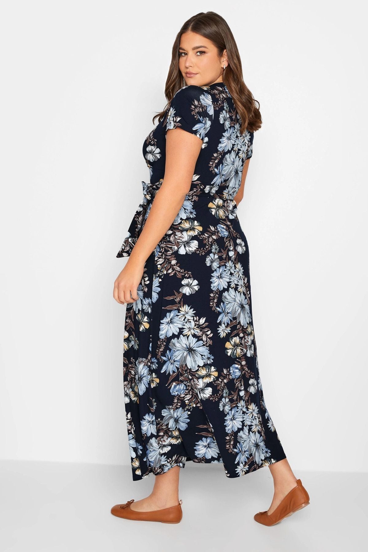 Büyük Beden V Yaka Kısa Kollu Kuşaklı Desenli Uzun Elbise 301784