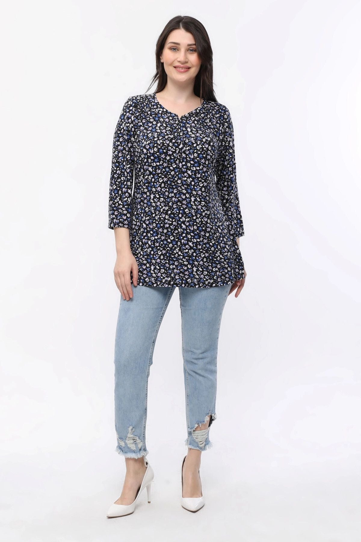 Büyük Beden Çiçek Desenli Önü Düğmeli Fakir Kol Bluz E15156