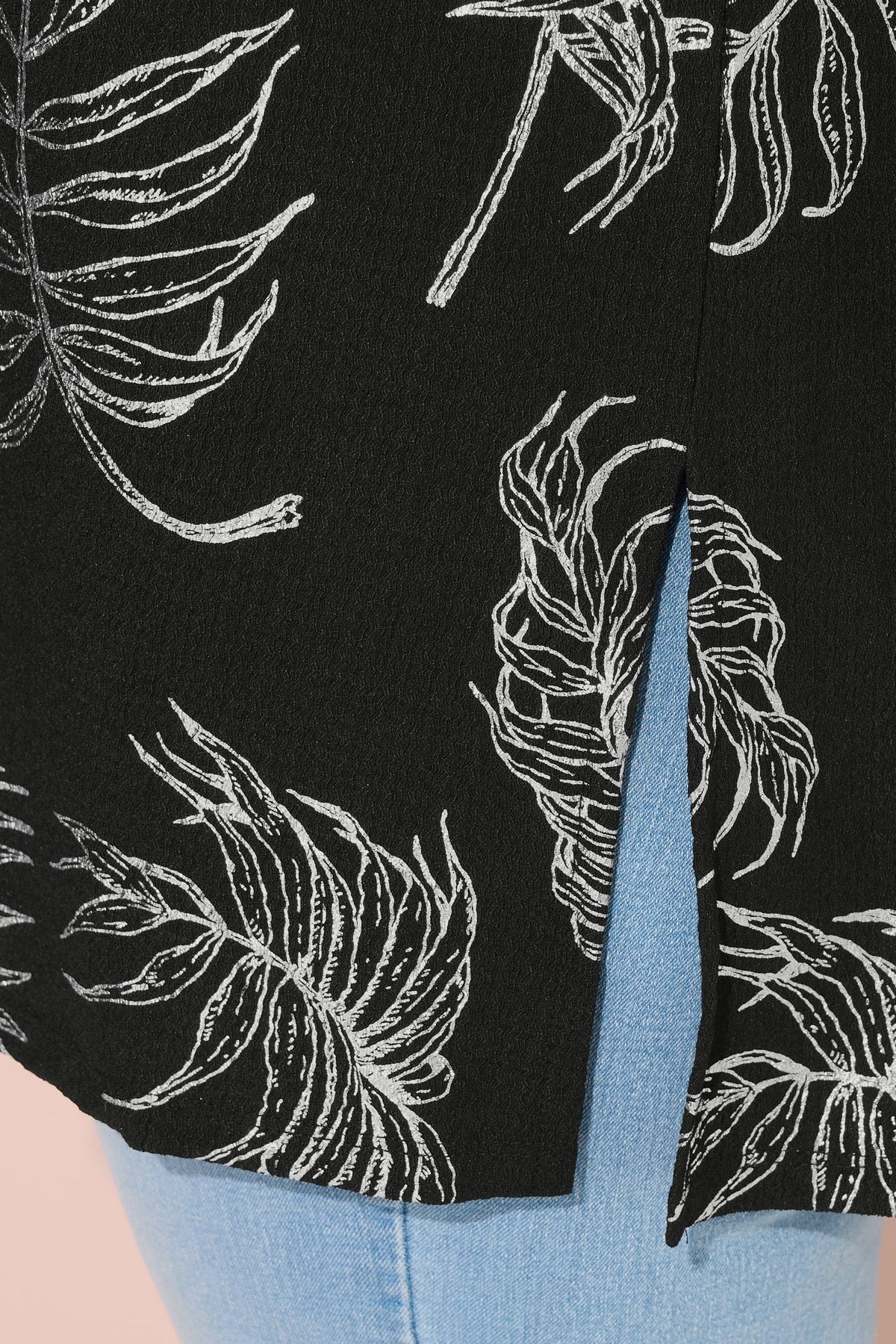 Büyük Beden Kısa Kollu Bisiklet Yaka Baskılı Yırtmaçlı Uzun T-shirt 303780