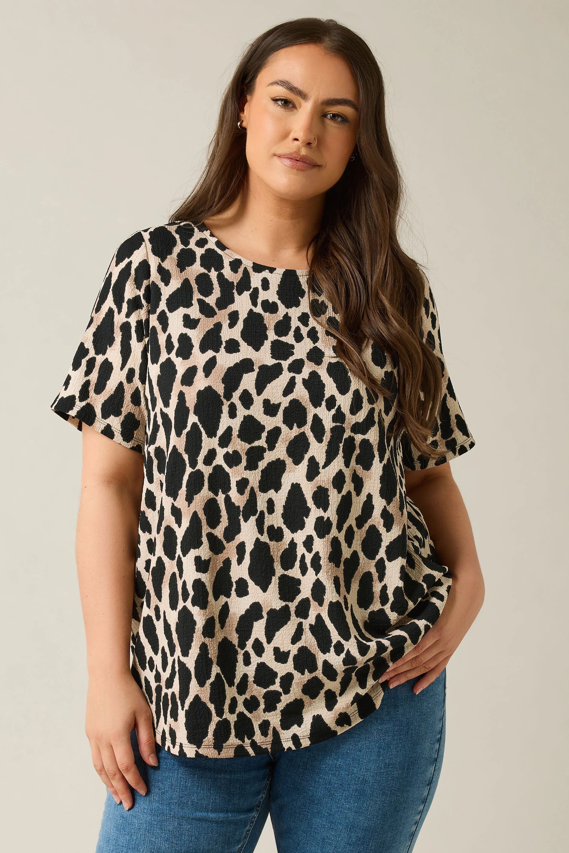 Büyük Beden Kısa Kollu Bisiklet Yaka Leopar Desenli Bluz 616006