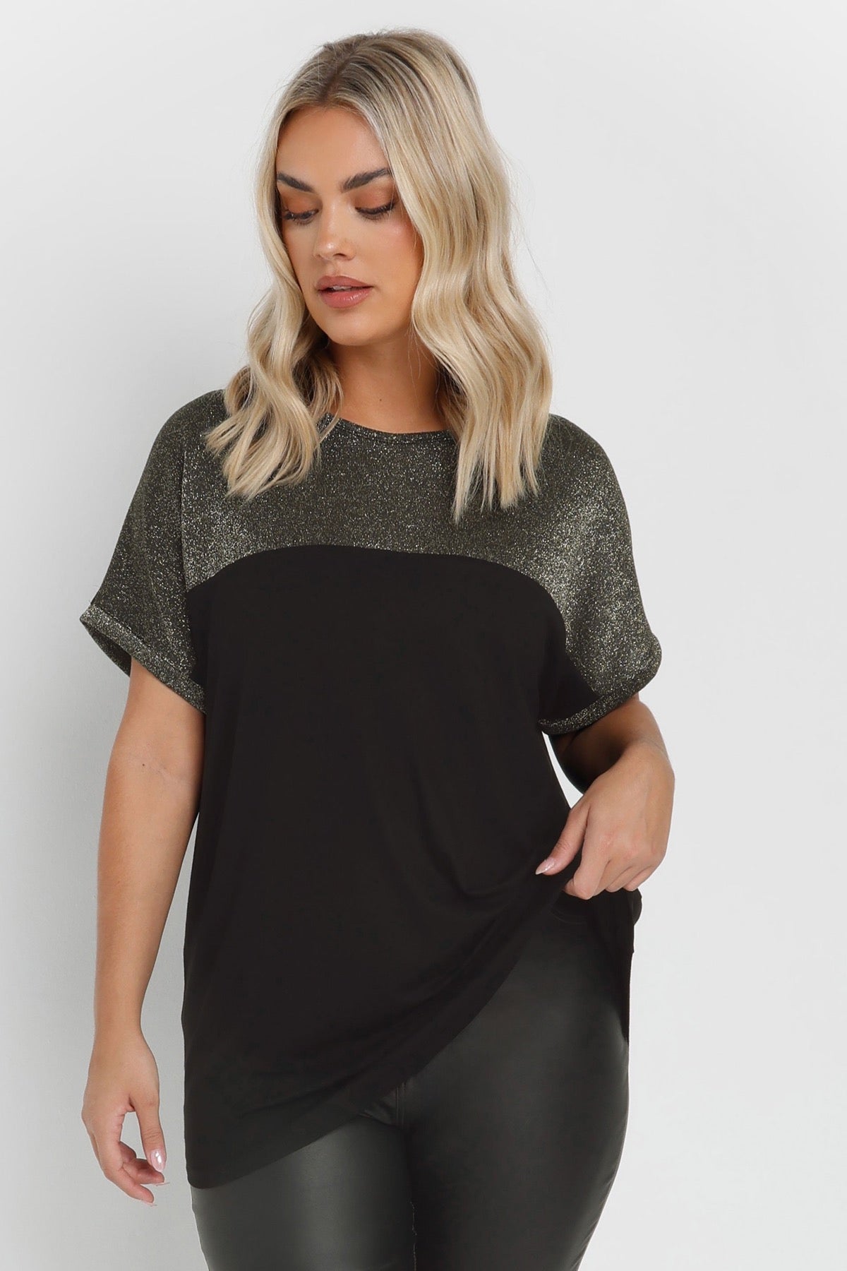 Büyük Beden Bisiklet Yaka Kısa Kollu Parlak Baskılı T-shirt 303843