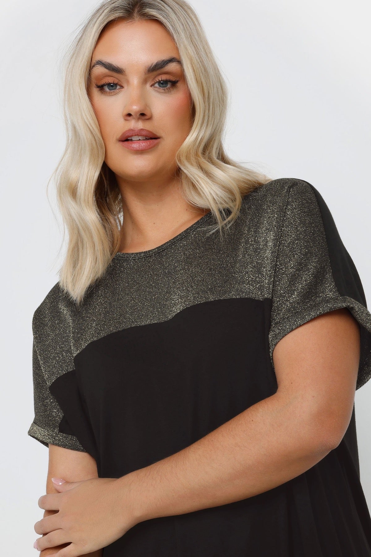 Büyük Beden Bisiklet Yaka Kısa Kollu Parlak Baskılı T-shirt 303843