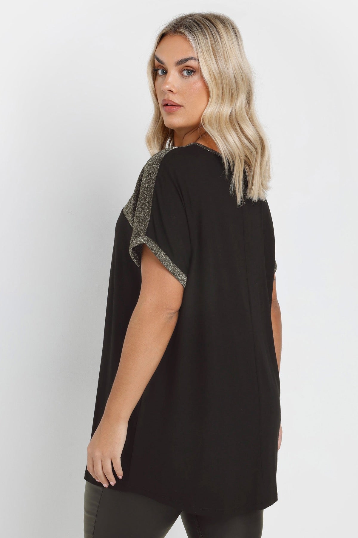 Büyük Beden Bisiklet Yaka Kısa Kollu Parlak Baskılı T-shirt 303843