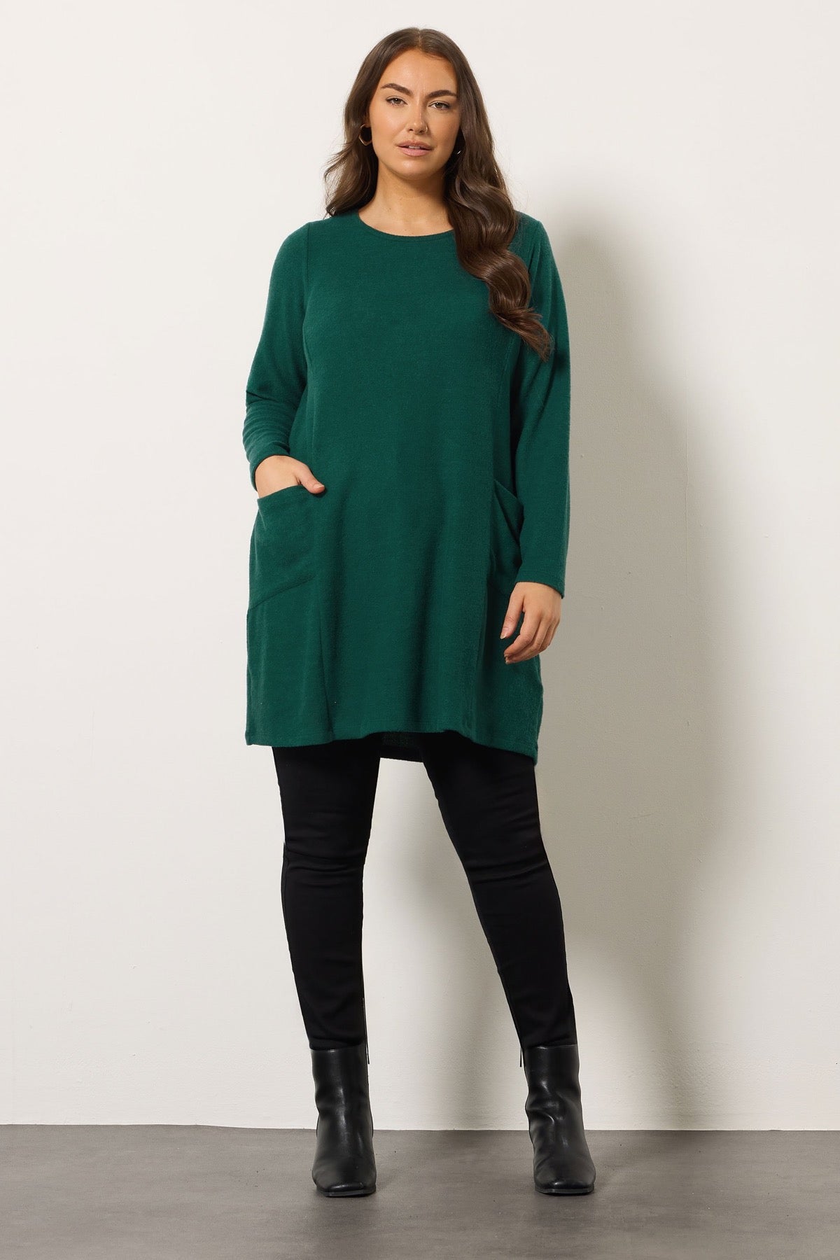 Büyük Beden Bisiklet Yaka Uzun Kollu Cepli Peluş Tunik 616455