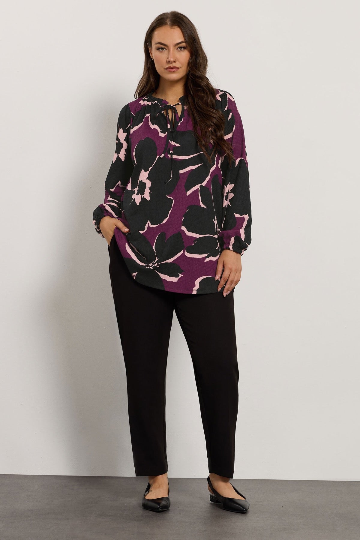 Büyük Beden Yakası Bağlamalı Uzun Kollu Çiçek Desenli Bluz 616410
