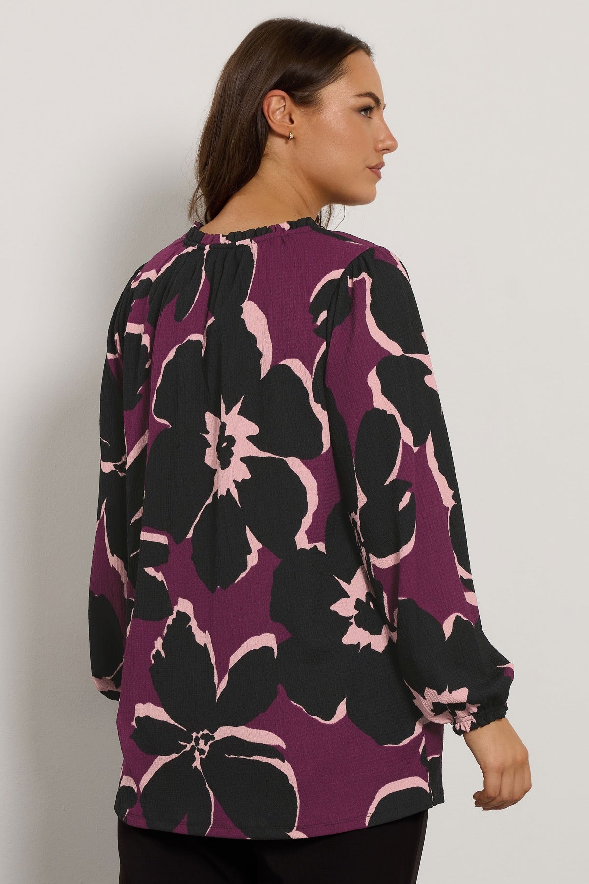 Büyük Beden Yakası Bağlamalı Uzun Kollu Çiçek Desenli Bluz 616410