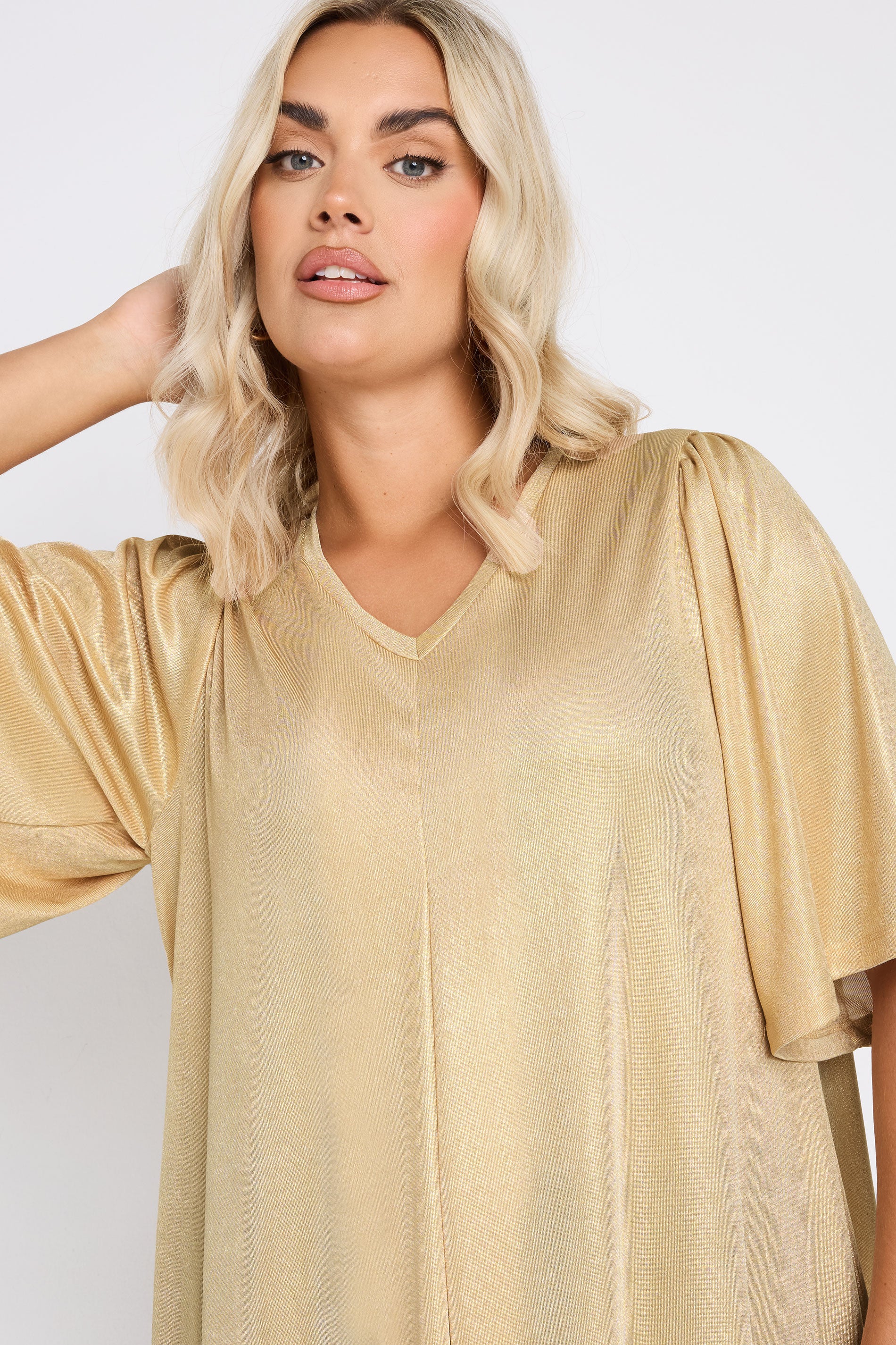 Büyük Beden V Yaka Kısa Kollu Parlak Görünümlü Bluz 303718