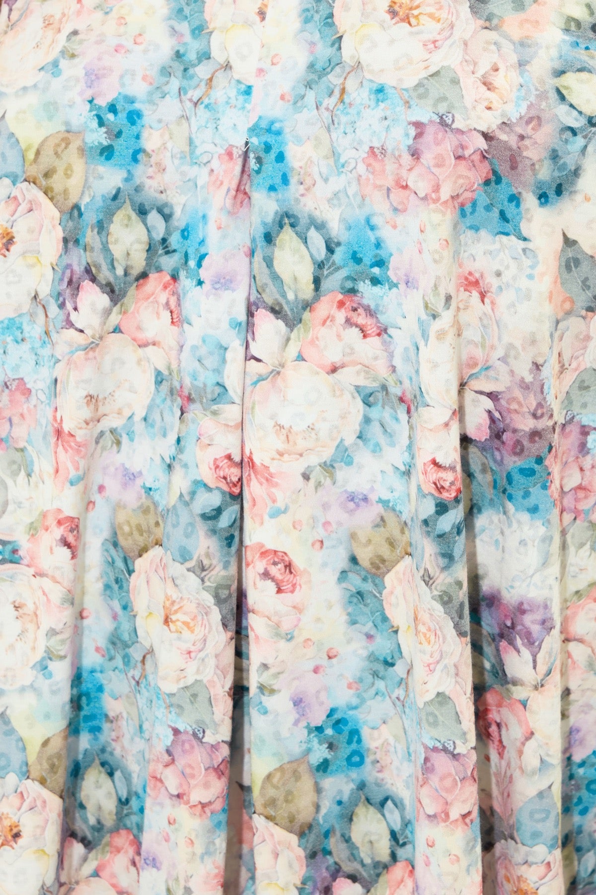 Büyük Beden Sıfır Kol V Yaka Çiçek Desenli Eteği Bollaşan Bluz 304188