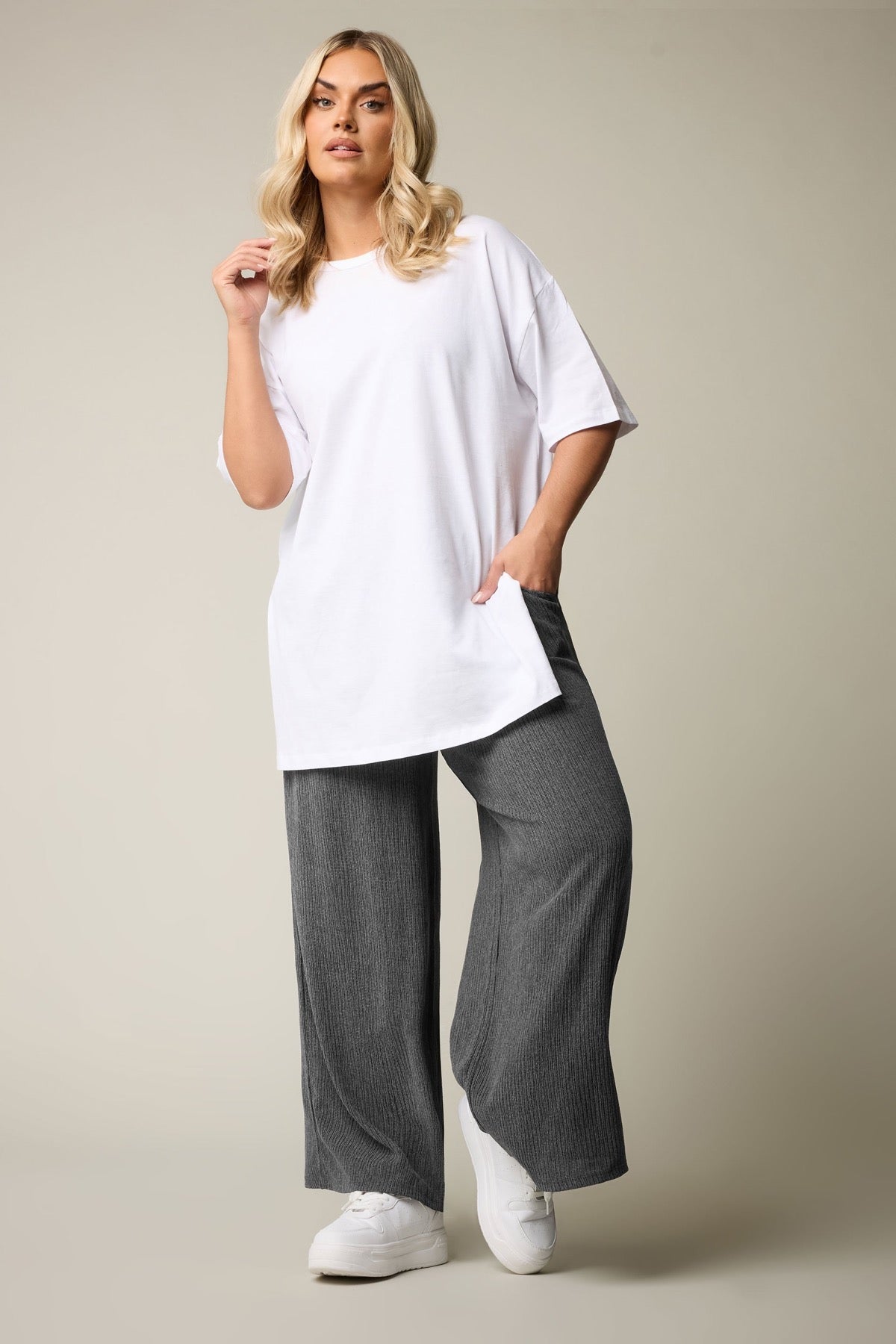 Büyük Beden Beli Lastikli Bol Paça Cepli Pantolon 304012