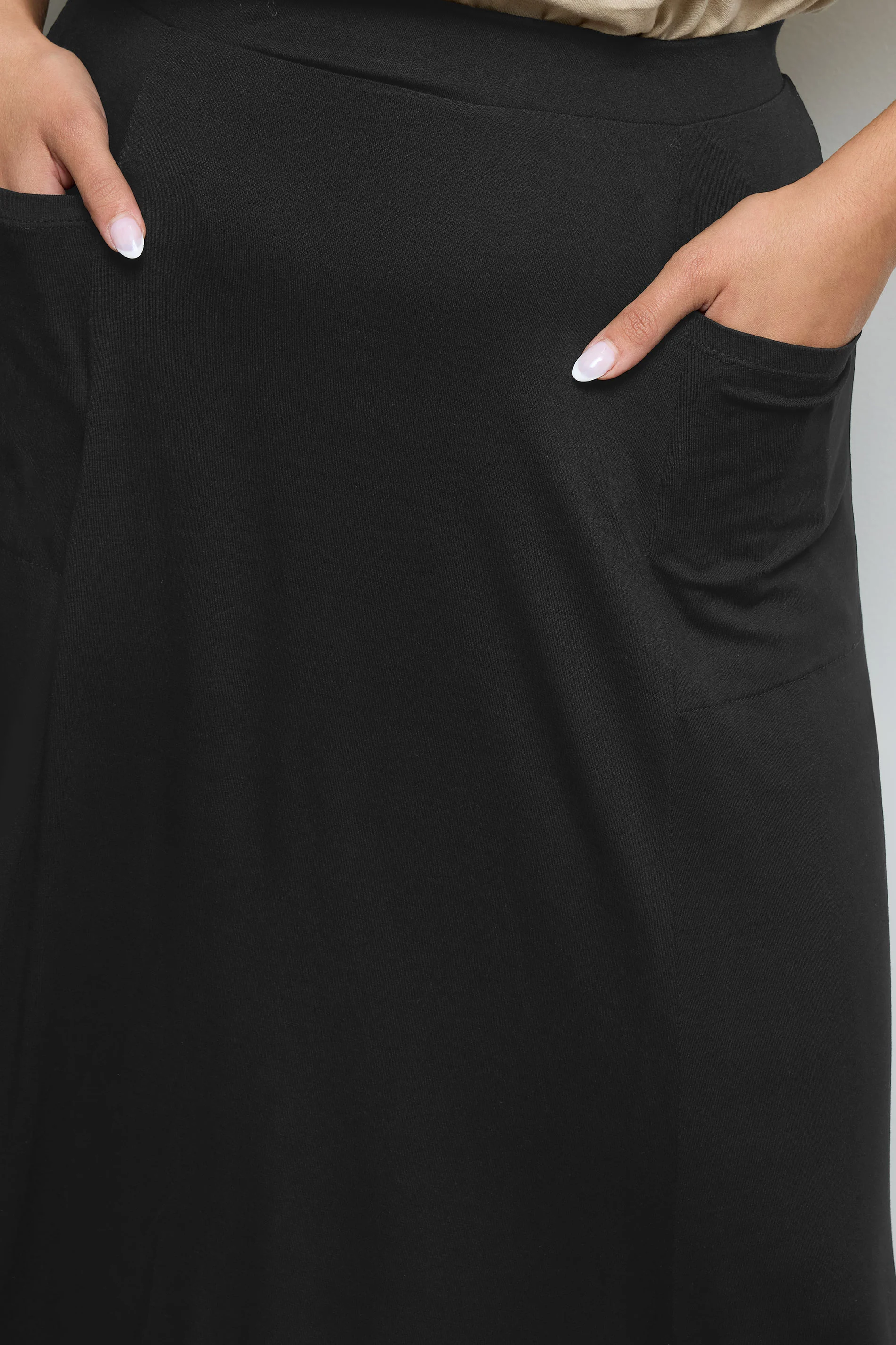 Büyük Beden Beli Lastikli Cep Detaylı Uzun Kesim Etek 160051