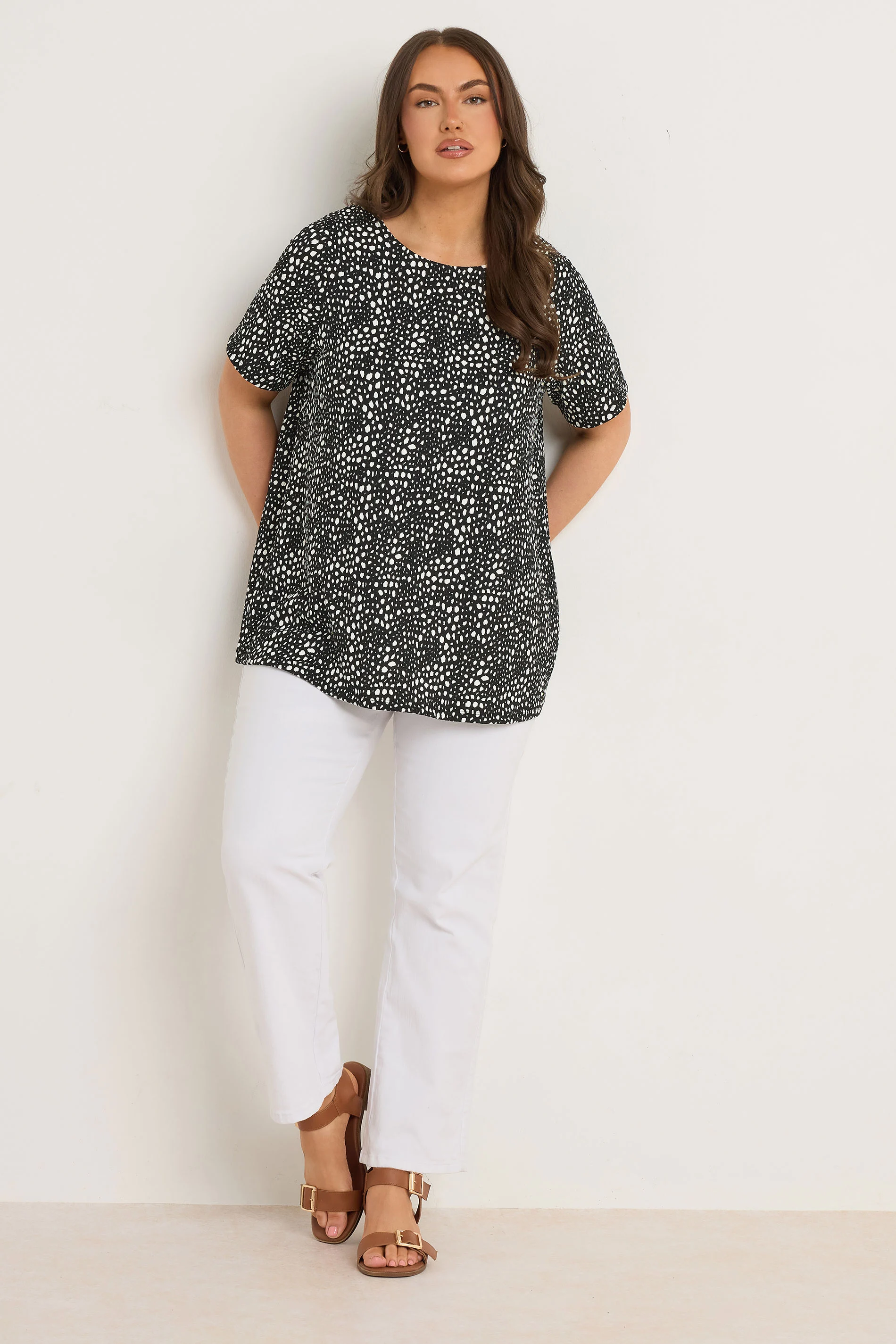 Büyük Beden Kısa Kollu Bisiklet Yaka Desenli Bluz 615913