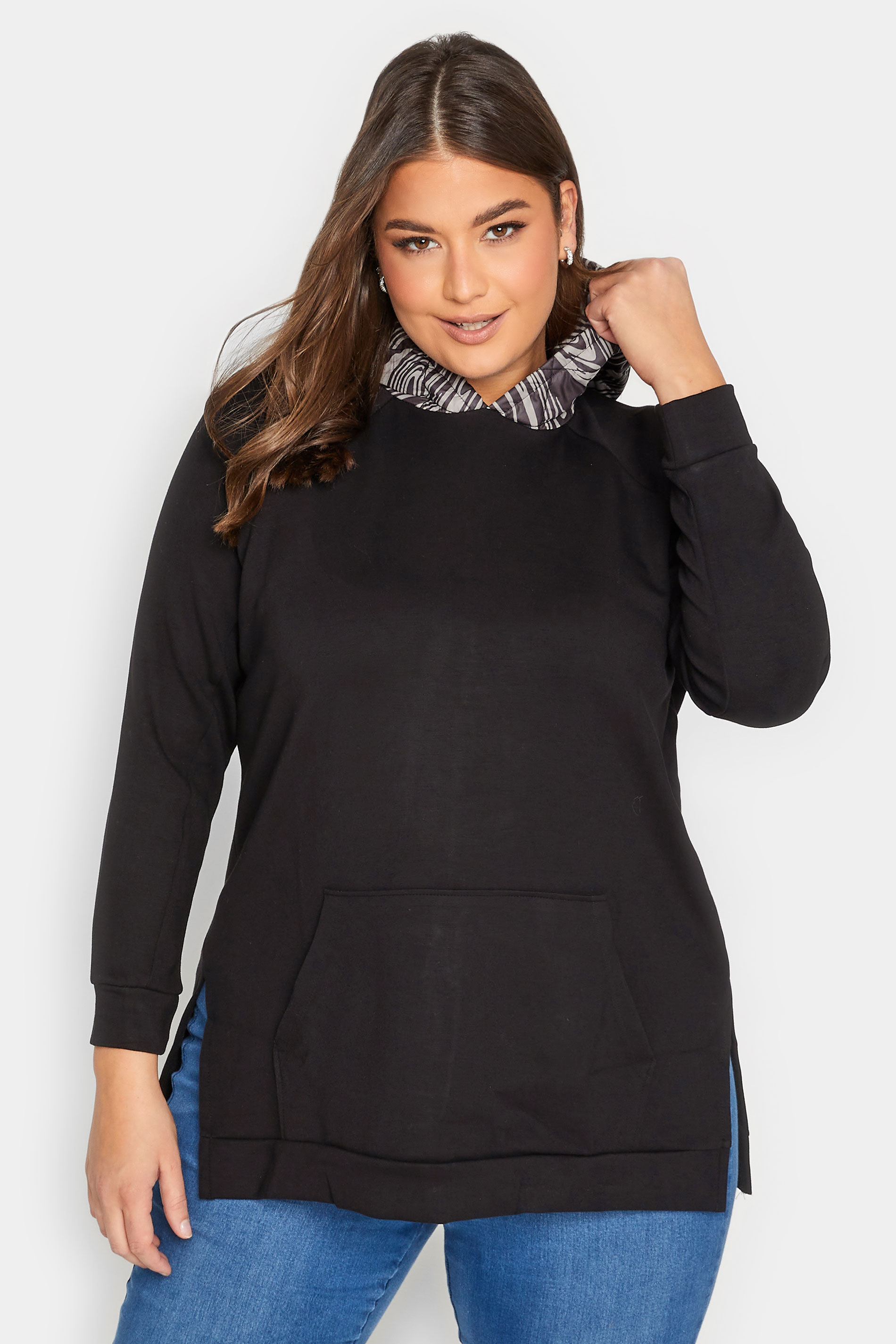 Büyük Beden Uzun Kollu Cepli Yanı Yırtmaçlı Kapüşonu Desenli Sweatshirt 300318