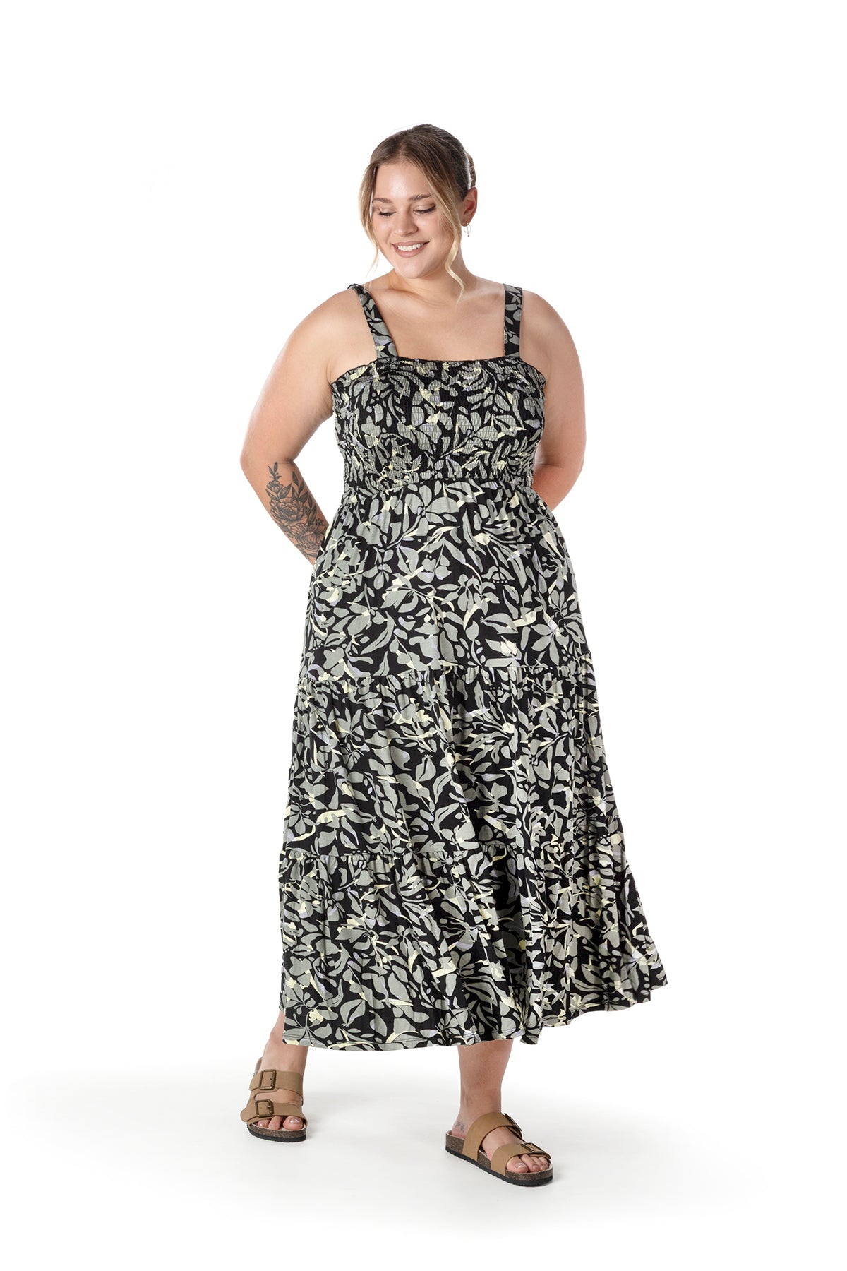 Büyük Beden Çiçek Desenli Kalın Askılı Beli Lastikli Elbise T-81