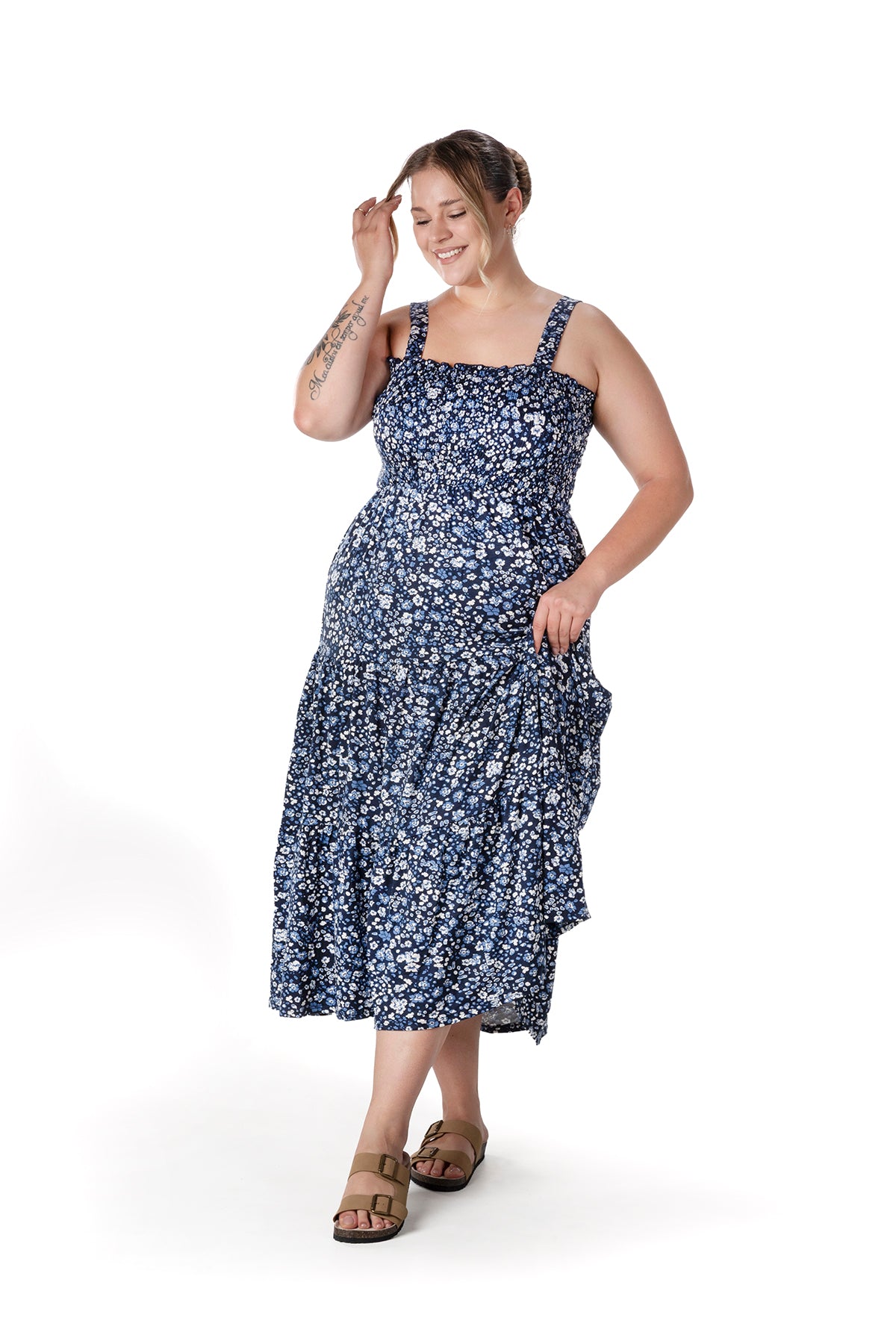 Büyük Beden Çiçek Desenli Kalın Askılı Beli Lastikli Elbise T-84