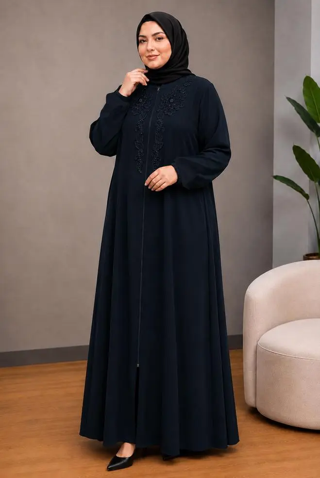 Alvina büyük beden kadın ferace örneği